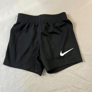 Nike Black Athletic Shorts for Performance